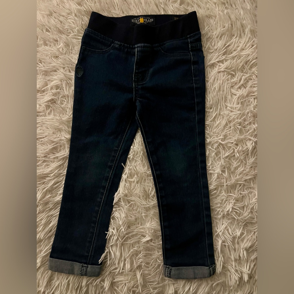 Lucky Brand Stretchy Cuffed Denim Euc